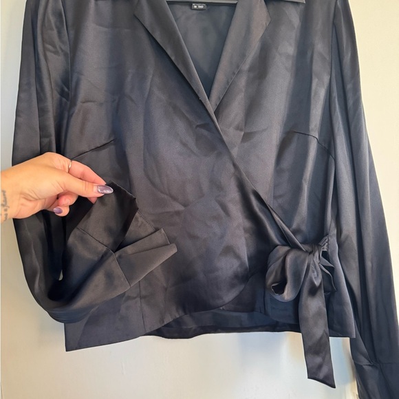 Vintage Spenser Jeremy Black Silk Wrap Top size 10 NWT - Picture 9 of 9